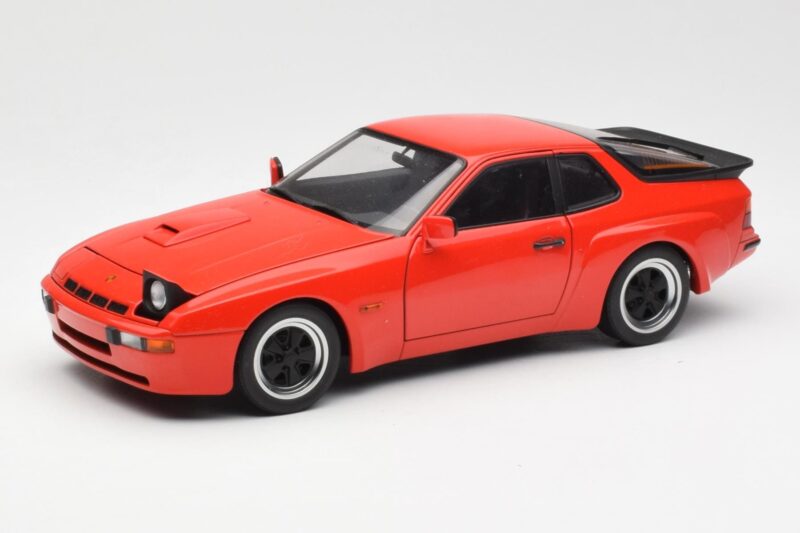Porsche 924 Carrera GT Guards Czerwony AUTOart 1:18 78003 Metal