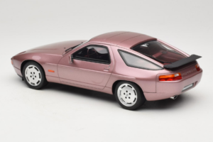 Porsche 928 S Cassis Red Metallic GT Spirit 1:18 GT524 Żywica — zdjęcie 5 z 6