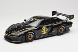 Porsche 935/19 Czarny ze Złotymi Pasami Minichamps 1:18 155067568 Metal