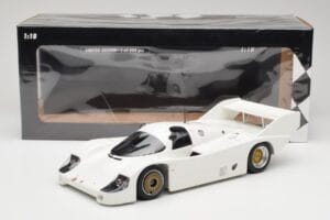 Porsche 956K Plain Body 1982 Minichamps 1:18 155826600 Metal — zdjęcie 6 z 6