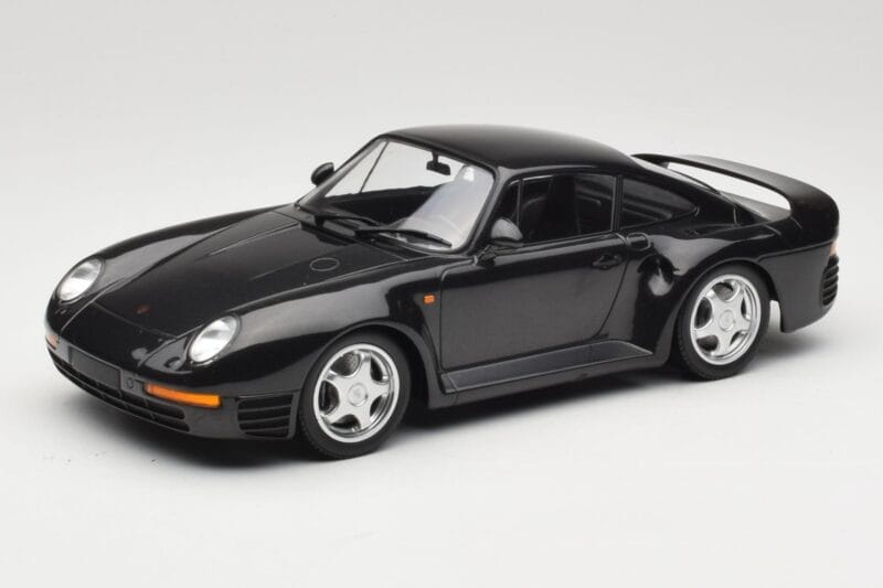 Porsche 959 Grey Metallic Minichamps 1:18 155066205 Metal