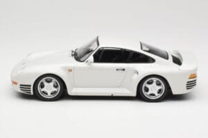 Porsche 959 White Metallic Minichamps 1:18 155066206 Metal — zdjęcie 3 z 6