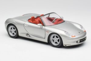 Porsche Boxster 986 Srebrny Maisto 1:18 37800-M3 Metal — zdjęcie 6 z 8