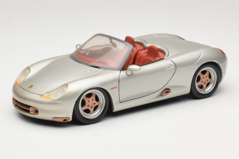Porsche Boxster 986 Concept Srebrny Maisto 1:18 50231 Metal