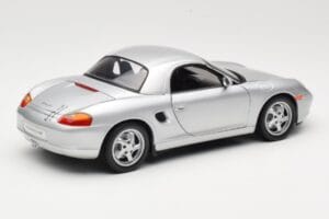Porsche Boxster 986 Hard Top Srebrny UT Models 1:18 27854 Metal — zdjęcie 3 z 8