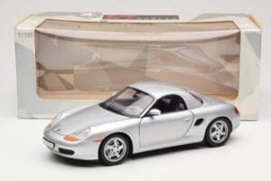 Porsche Boxster 986 Hard Top Srebrny UT Models 1:18 27854 Metal — zdjęcie 8 z 8