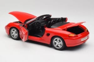 Porsche Boxster S 986 Guards Czerwony UT Models 1:18 27861-M1 Metal — zdjęcie 5 z 8