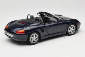 Porsche Boxster 986 S Night Blue UT Models 1:18 WAP021006-R1 Metal — zdjęcie 3 z 8