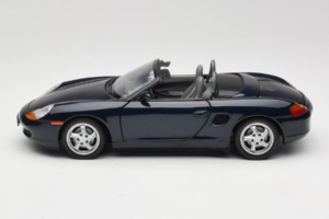 Porsche Boxster 986 S Night Blue UT Models 1:18 WAP021006-R1 Metal — zdjęcie 4 z 8