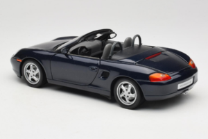 Porsche Boxster 986 S Night Blue UT Models 1:18 WAP021006-R1 Metal — zdjęcie 7 z 8