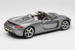 Porsche Carrera GT Szary Metalik Maisto 1:18 36622-R1 Metal — zdjęcie 3 z 8