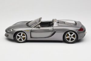 Porsche Carrera GT Szary Metalik Maisto 1:18 36622-R1 Metal — zdjęcie 4 z 8
