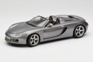 Porsche Carrera GT Szary Metalik Maisto 1:18 36622-R1 Metal