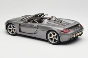 Porsche Carrera GT Szary Metalik Maisto 1:18 36622-R1 Metal — zdjęcie 7 z 8