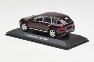 Porsche Cayenne 955 Turbo Ciemnoczerwony Minichamps 1:43 WAPC2000113 Metal — zdjęcie 3 z 4