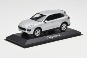 Porsche Cayenne 958 Srebrny Minichamps 1:43 WAP0200020E Metal — zdjęcie 2 z 4