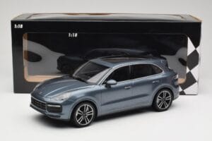 Porsche Cayenne 958 Turbo S Blue Metallic Minichamps 1:18 155066071 Metal — zdjęcie 6 z 6