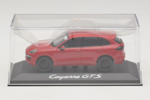 Porsche Cayenne 958 GTS Czerwony Minichamps 1:43 WAP0200070E Metal — zdjęcie 4 z 5