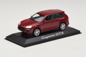 Porsche Cayenne 955 GTS Czerwony Ze Srebrnymi Felgami Minichamps 1:43 WAP02000818 Metal — zdjęcie 2 z 4