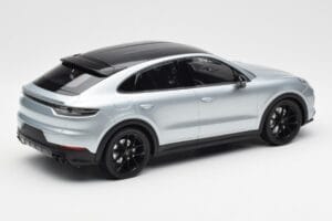 Porsche Cayenne E3 S Coupe Dolo Srebrny Norev 1:18 WAP0213220K Metal — zdjęcie 2 z 6