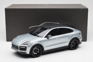 Porsche Cayenne E3 S Coupe Dolo Srebrny Norev 1:18 WAP0213220K Metal — zdjęcie 6 z 6