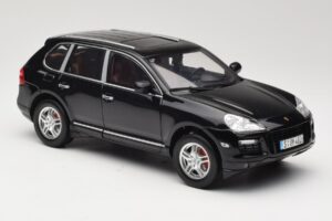 Porsche Cayenne Turbo 957 Czarny Norev 1:18 WAP02112317 Metal — zdjęcie 6 z 8