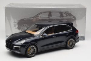 Porsche Cayenne Turbo S 958 Blue Metallic Minichamps 1:18 110064001 Metal — zdjęcie 8 z 8