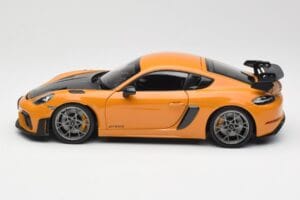 Porsche Cayman GT4 RS 982 Weissach Package Bahama Yellow Norev 1:18 187252 Metal — zdjęcie 4 z 8