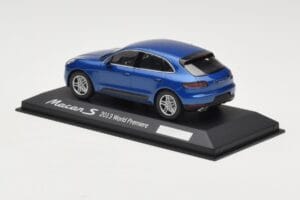 Porsche Macan 95B S Niebieski World Premiere Minichamps 1:43 WAP0201550E Metal — zdjęcie 3 z 4