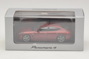 Porsche Panamera 970 4 Red Metallic Minichamps 1:43 WAP0201250E Metal — zdjęcie 5 z 5