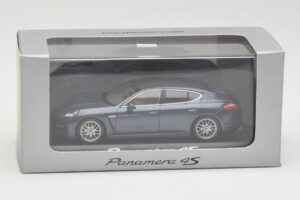 Porsche Panamera 970 4 Niebieski Metallic Minichamps 1:43 400068220 Metal — zdjęcie 4 z 4