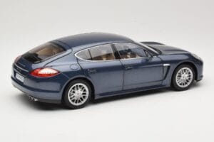 Porsche Panamera 970 S Niebieski Minichamps 1:18 WAP02100119 Metal — zdjęcie 3 z 8