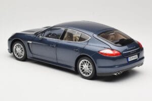 Porsche Panamera 970 S Niebieski Minichamps 1:18 WAP02100119 Metal — zdjęcie 7 z 8