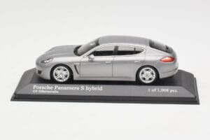 Porsche Panamera 970 S Hybrid Srebrny Minichamps 1:43 400068250 Metal