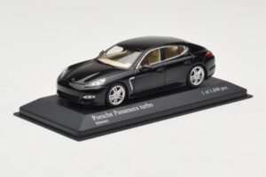 Porsche Panamera 970 Turbo Czarny Metallic Minichamps 1:43 400068271 Metal — zdjęcie 2 z 4