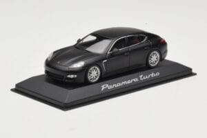Porsche Panamera 970 Turbo Matt Black Minichamps 1:43 WAP0200270C Metal — zdjęcie 2 z 4