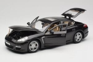 Porsche Panamera Turbo 970 Czarny Maisto 1:18 36197 Metal — zdjęcie 2 z 8
