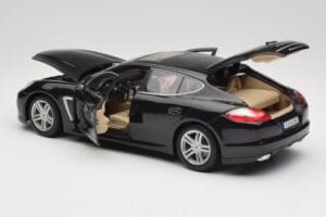 Porsche Panamera Turbo 970 Czarny Maisto 1:18 36197 Metal — zdjęcie 5 z 8