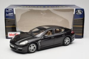 Porsche Panamera Turbo 970 Czarny Maisto 1:18 36197 Metal — zdjęcie 8 z 8