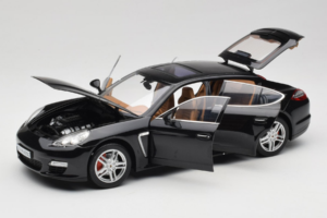 Porsche Panamera 970 Turbo Basalt Black Norev 1:18 WAP02100319 Metal — zdjęcie 2 z 8