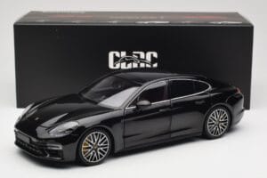 Porsche Panamera 971 Turbo S Czarny Metallic Minichamps 1:18 113061076 Metal — zdjęcie 8 z 8