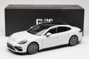 Porsche Panamera 971 Turbo S Biały Metallic Minichamps 1:18 113061074 Metal — zdjęcie 8 z 8