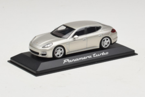 Porsche Panamera 970 Turbo Srebrny Minichamps 1:43 WAP02000519 Metal — zdjęcie 2 z 5