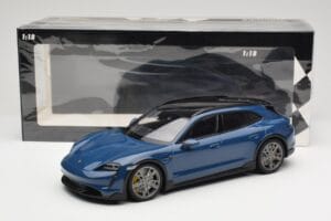 Porsche Taycan J1 Turbo S Cross Turismo Niebieski Minichamps 1:18 155069301 Metal — zdjęcie 6 z 6