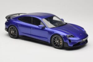 Porsche Taycan J1 Turbo GT Purple Sky Metallic GT Spirit 1:18 GT520 Żywica — zdjęcie 4 z 6