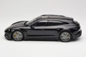 Porsche Taycan J1 Turbo S Cross Turismo Czarny Minichamps 1:18 155069300 Metal — zdjęcie 3 z 6