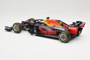Red Bull Racing RB16 #33 M. Verstappen Winner 70th Anniversary GP 2020 Minichamps 1:18 110200533 Metal — zdjęcie 5 z 6
