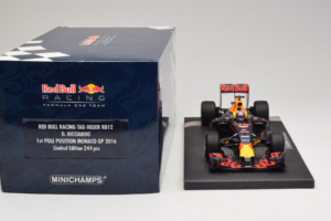 Red Bull RB12 Tag Heuer #3 D. Ricciardo Red Bull Racing 1st Pole Monaco Grand Prix 2016 Minichamps 1:18 117160103 Żywica — zdjęcie 6 z 7