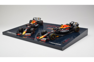 Red Bull RB19 Honda RBPT #1 M. Verstappen Oracle Red Bull Racing Qatar Grand Prix World Champion 2023 Minichamps 1:18 1122318 — zdjęcie 2 z 6