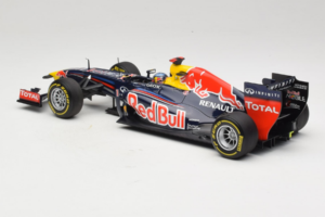Red Bull RB8 Renault #1 S. Vettel Red Bull Racing Showcar 2012 Minichamps 1:18 110120071 Metal — zdjęcie 5 z 7